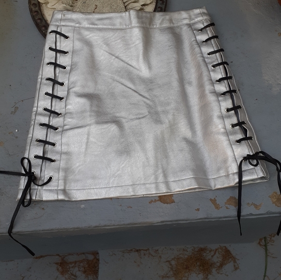 🌈TOP SHOP METALIC SKIRT-US2 - Picture 1 of 5